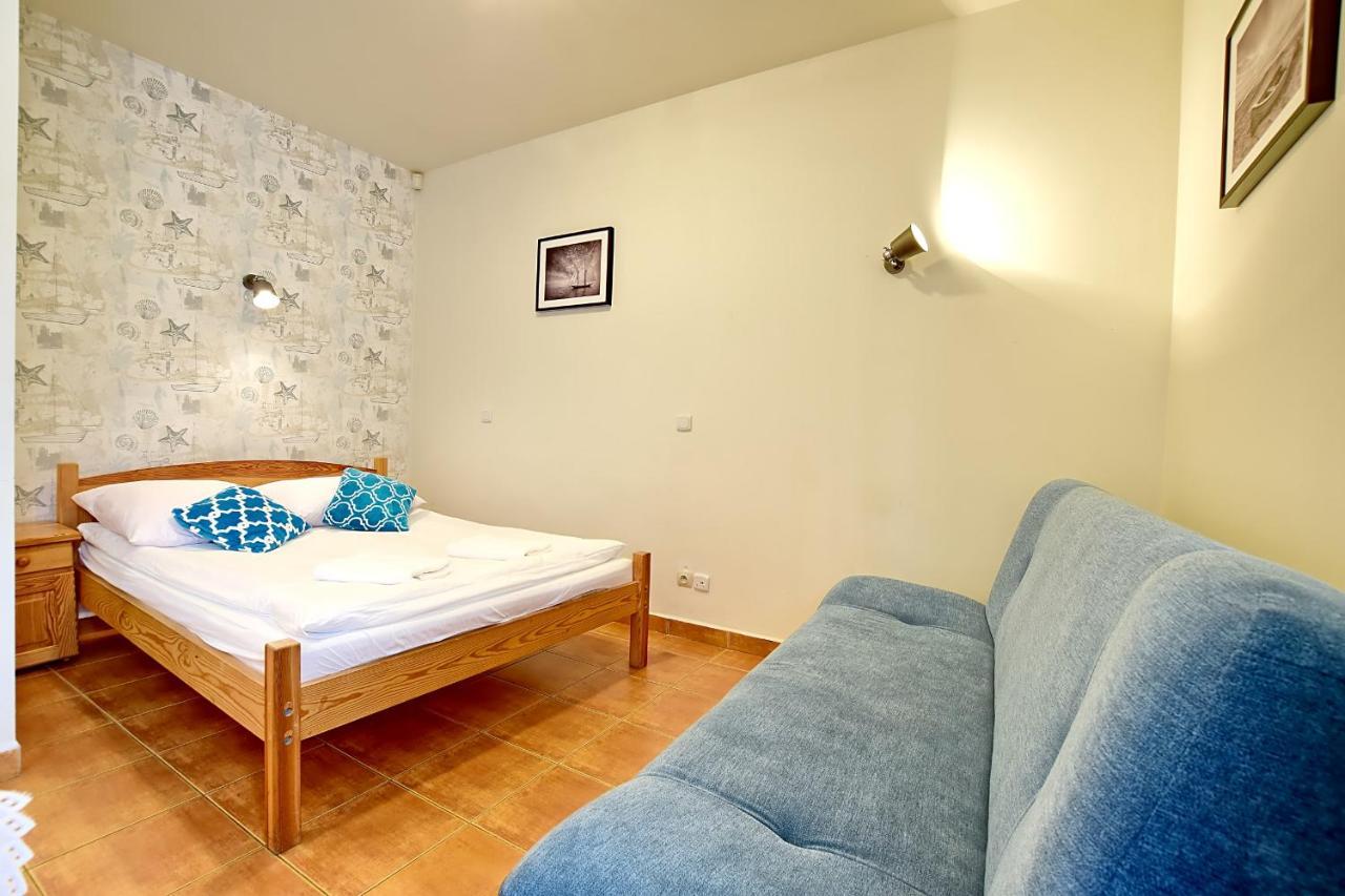 Bialy Labedz Hotel Kretowiny