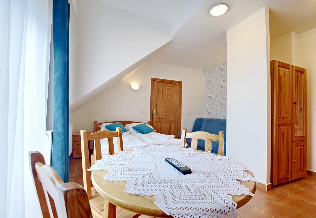 Bialy Labedz Hotel Kretowiny
